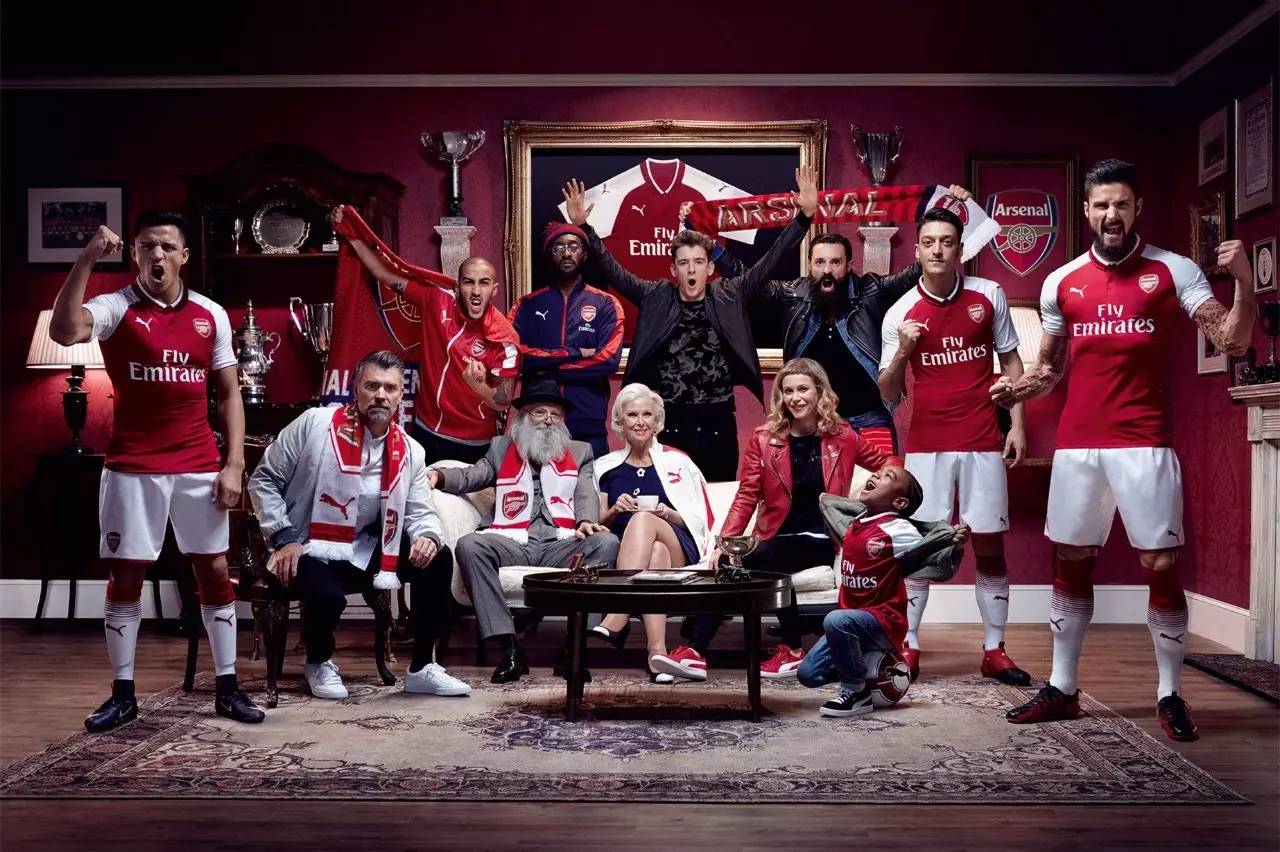 杨明洋妻子赴韩国观战亚冠：成都亚冠首个客场积分，值得骄傲（杨明洋妻远赴韩国观战，成都斩获亚冠客场首分令人自豪）