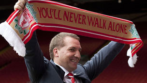 拉波尔塔：在新诺坎普为梅西办致敬仪式会很美好，但要等到26年底再谈（拉波尔塔：期待在新诺坎普为梅西举行致敬活动，但需等到2026年底再议）