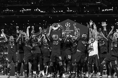 足球国足热身赛对手确定，或迎硬仗考验（国足热身赛对手敲定，硬仗考验在即）