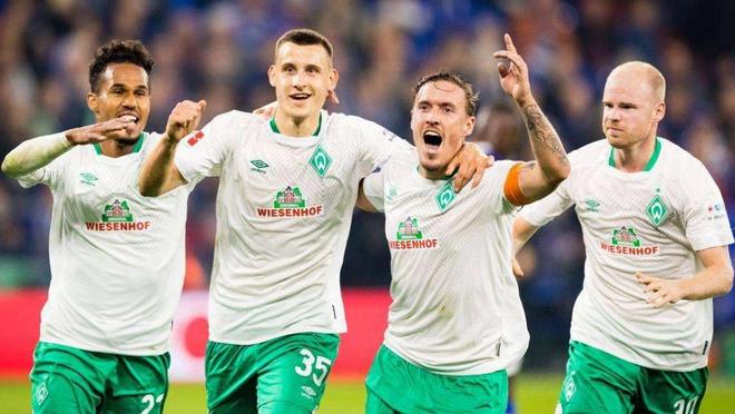 为何贝西洛维奇突然下课？媒曝已对球队失控，疑似遭球员逼宫（贝西洛维奇突遭下课：媒体称其难控球队，疑被球员逼宫）