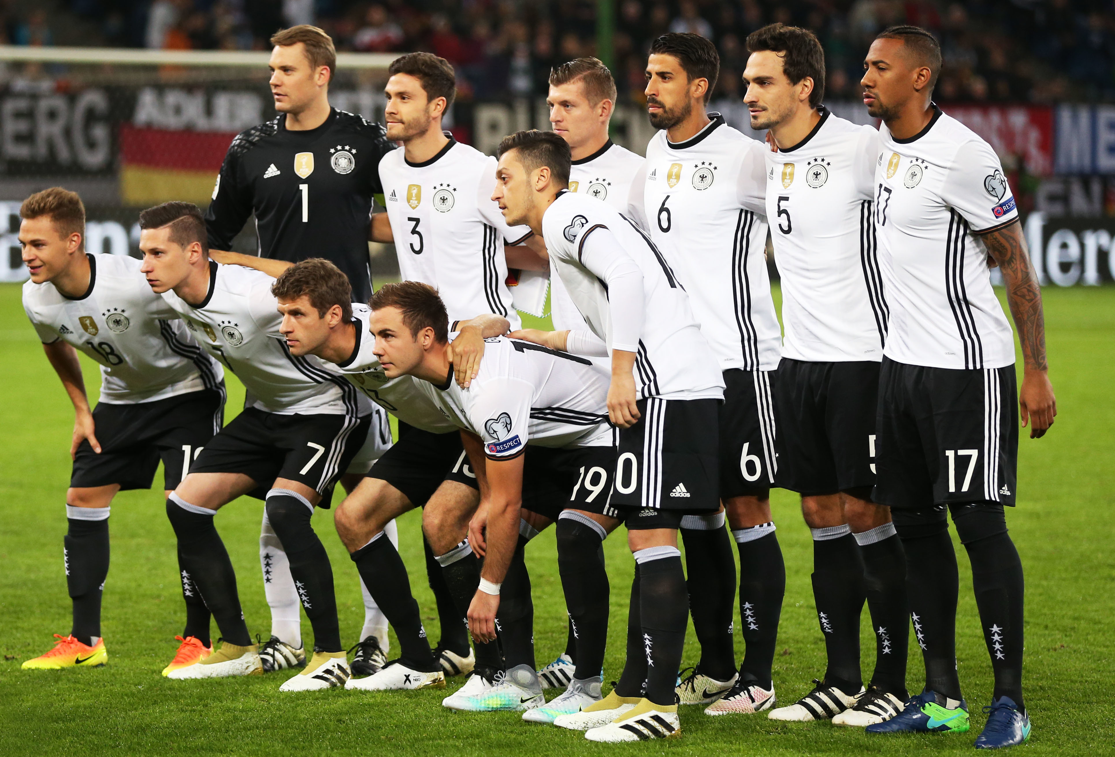 爱德华兹联手欧文！从哈登加兰再到莫兰特，华子指定自己冲冠搭档（爱德华兹敲定冲冠拍档：辗转哈登、加兰、莫兰特，最终牵手欧文）