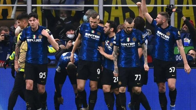 里程碑，弗拉泰西完成了代表国米的第100场比赛（弗拉泰西达成国米生涯第100场出场里程碑）