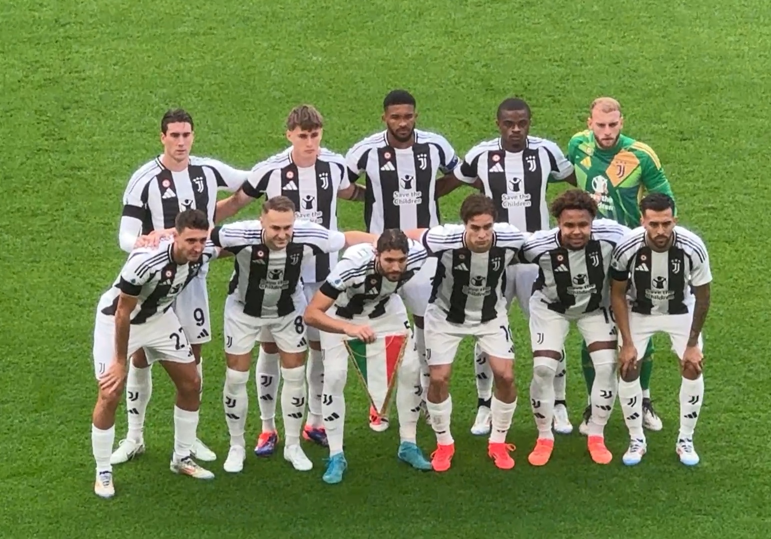 斯帕莱蒂：孔蒂是顶级教练，我们会全力以赴去应对那不勒斯（斯帕莱蒂盛赞孔蒂为顶级主帅：我们将全力迎战那不勒斯）