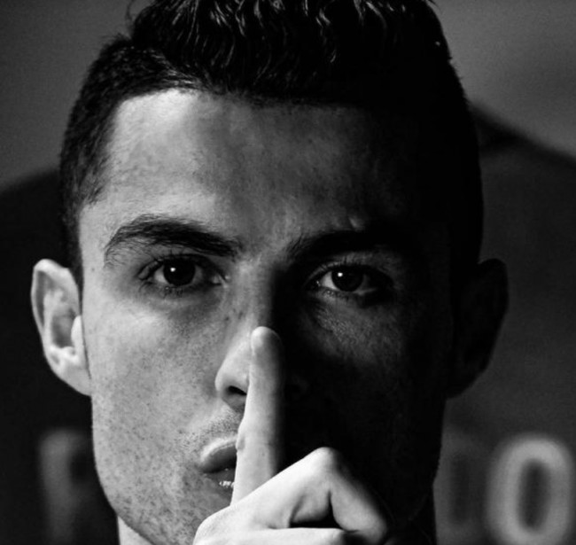 我全都要？记者：利物浦希望萨拉赫留队，也力挺斯洛特执教（记者：利物浦盼萨拉赫留队，同时全力支持斯洛特执教）