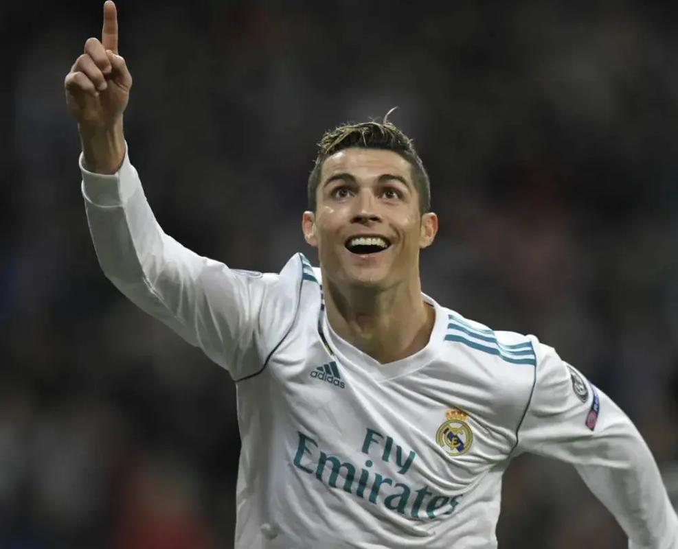 诺伊尔：今天我们有些运气不佳，这是一场信念的胜利（诺伊尔：运气不在我们这边，但信念助我们取胜）