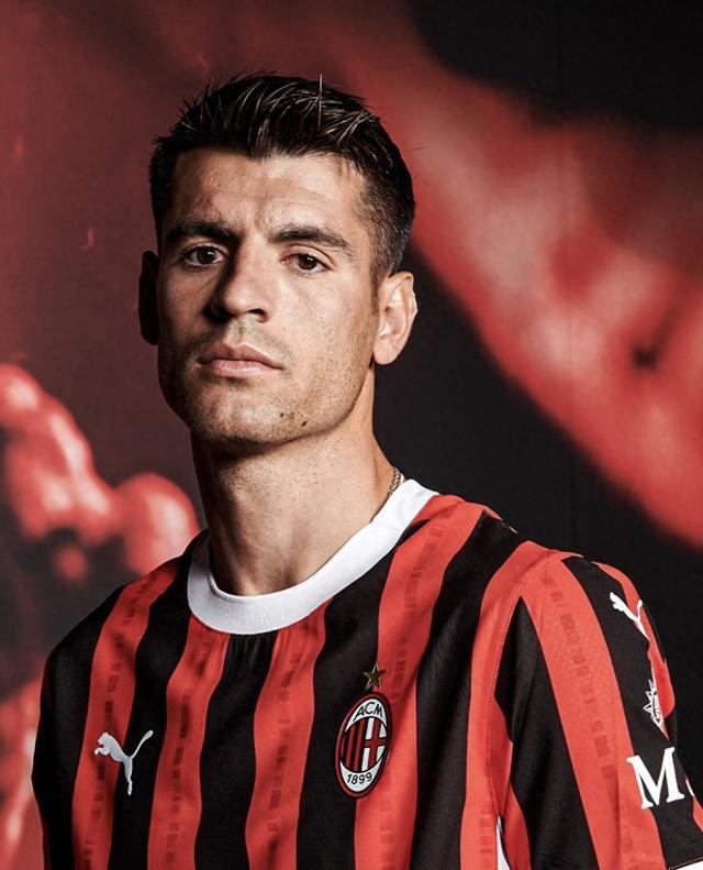 山东泰山足球俱乐部：中超首支积分1500分球队的荣耀之路（山东泰山足球俱乐部：率先达成中超1500分里程碑的辉煌征程）