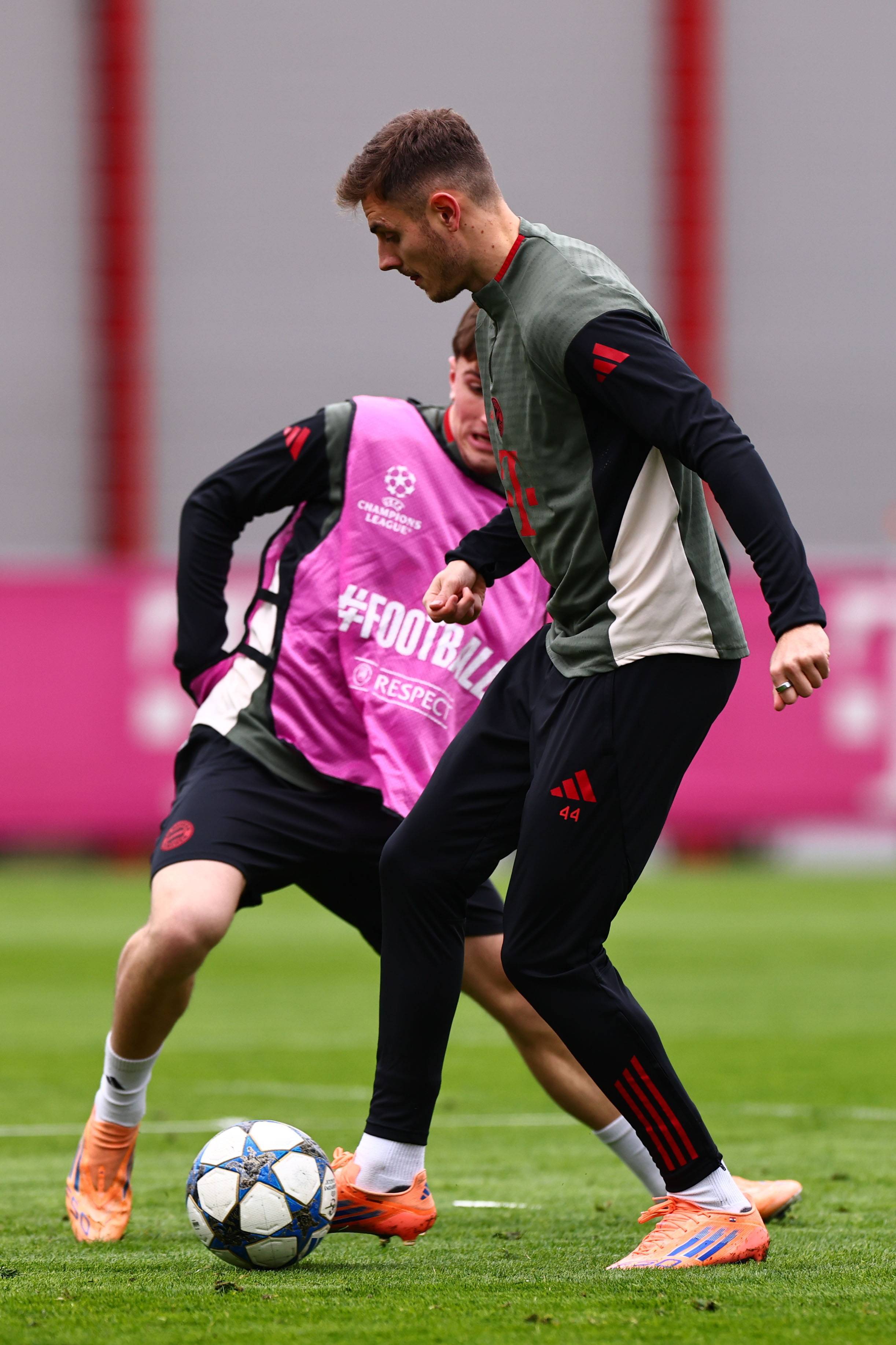 米亚托维奇：如果我是皇马球员，第一选择永远是寻找姆巴佩（米亚托维奇：若我效力皇马，我的第一选择永远是传给姆巴佩）